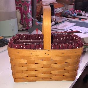 Candle basket with red liner